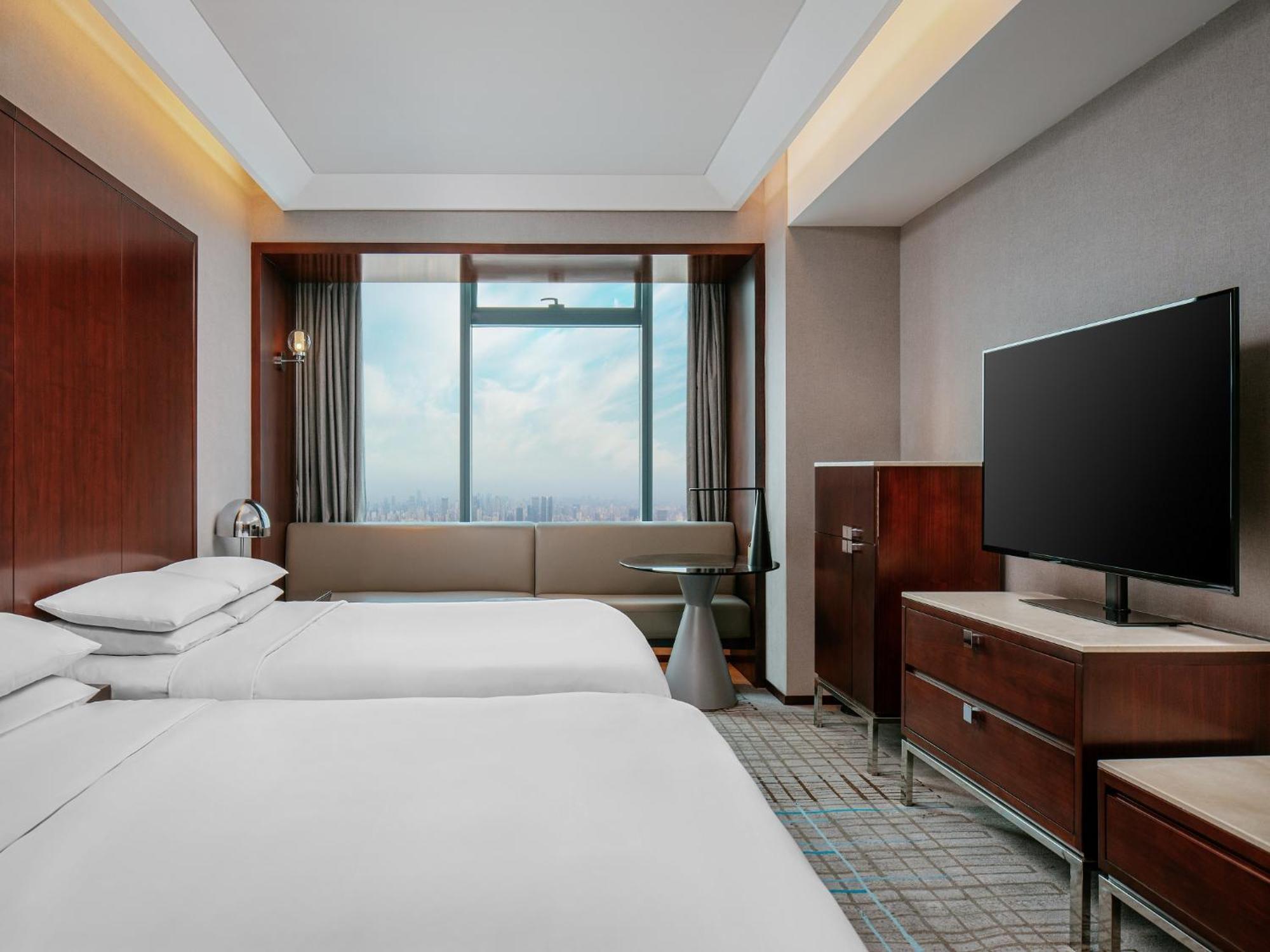 Renaissance Shanghai Zhongshan Park Hotel Экстерьер фото
