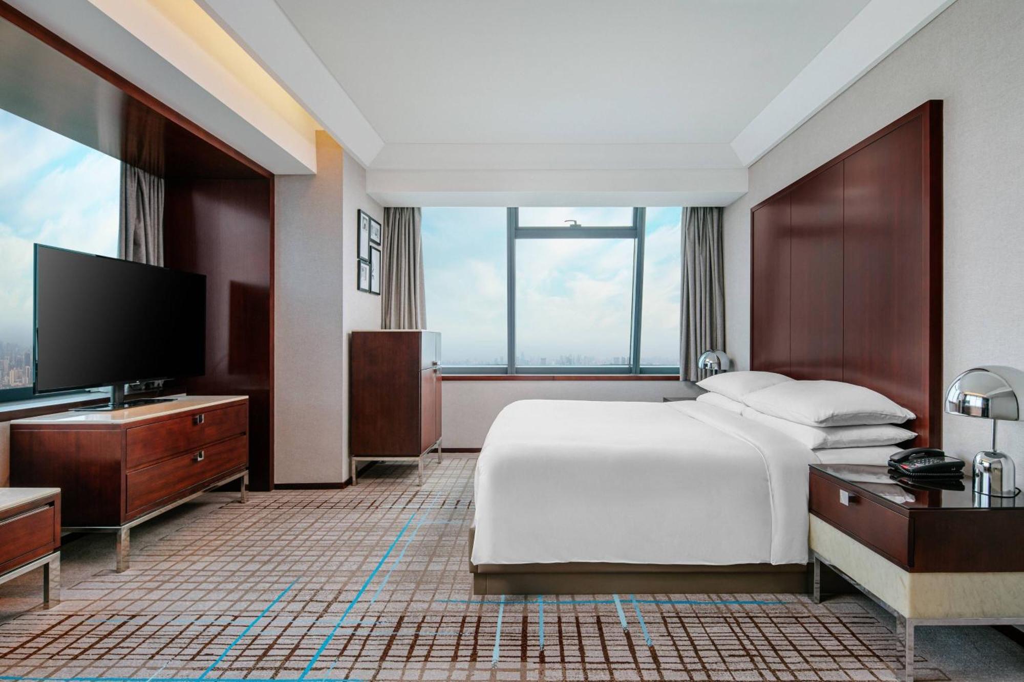 Renaissance Shanghai Zhongshan Park Hotel Экстерьер фото